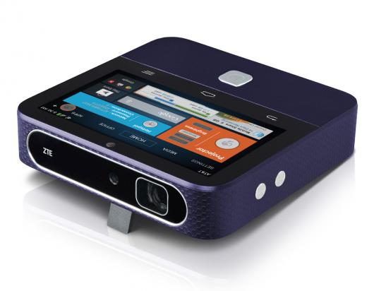 ZTE выпустила мини-проектор Spro 2 с функцией мобильного маршрутизатора